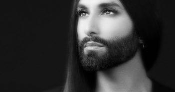 Conchita Wurst komt – gedwongen – uit de kast met hiv-status