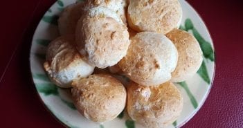 Pão de queijo (Braziliaanse kaasbroodjes)